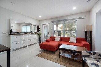 5224 NE 1st Ave. in Fort Lauderdale, FL - Building Photo - Building Photo