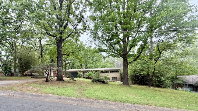 102 Blueridge Pl in Hot Springs, AR - Building Photo - Building Photo