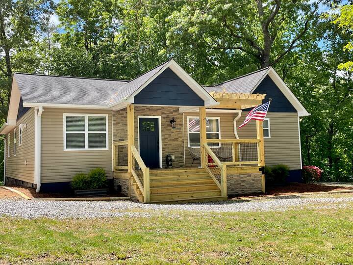 233 Lakeview Cir in Morganton, GA - Building Photo