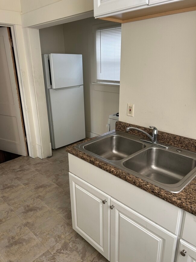 116 Maryland Ave SW, Unit 116 A
