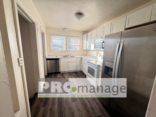 446 S Park Ave in Shelley, ID - Building Photo - Building Photo