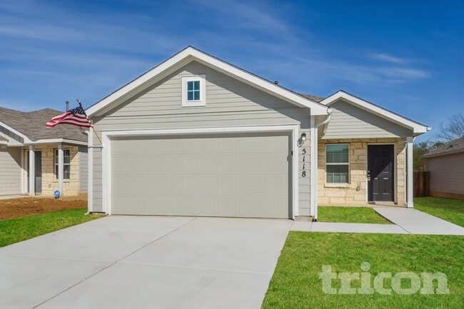 property at 5118 Everett Loop