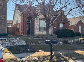 8924 Redford Rd in Cross Roads, TX - Building Photo