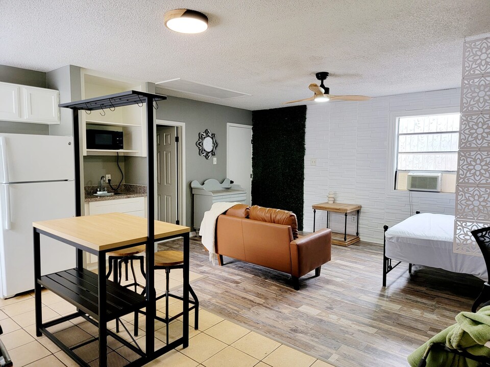 3552 Ruth St in Houston, TX - Foto de edificio