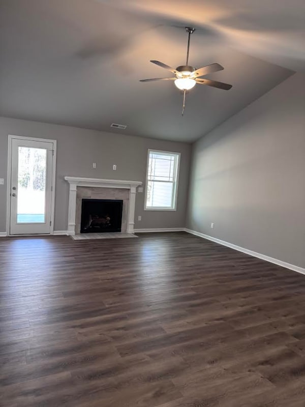 405 Grand Oaks Dr in Goldsboro, NC - Foto de edificio - Building Photo