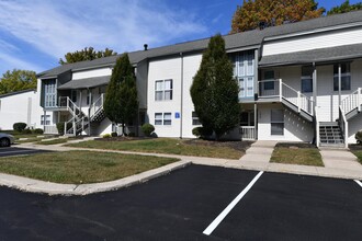 The Manning Apartment Homes in Indianapolis, IN - Foto de edificio - Building Photo