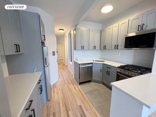 139 W 83rd St in New York, NY - Building Photo - Building Photo