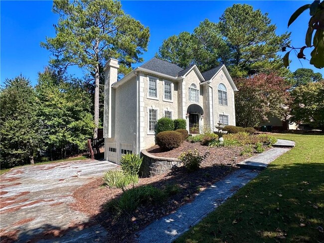 2559 Holly Creek Dr NE in Marietta, GA - Building Photo - Building Photo