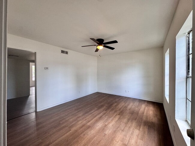 907 Elizabeth St in Corpus Christi, TX - Building Photo - Building Photo