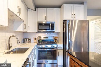 1827 Benning Rd NE in Washington, DC - Building Photo - Building Photo