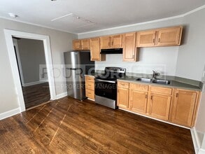 1452 N Cherry St in Winston-Salem, NC - Building Photo - Building Photo