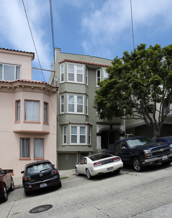 1380 Filbert St in San Francisco, CA - Building Photo