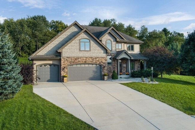 3419 Whistling Wind Way in Sun Prairie, WI - Building Photo - Building Photo