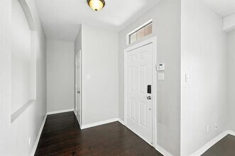 1056 Breeders Cup Dr in Fort Worth, TX - Building Photo - Building Photo