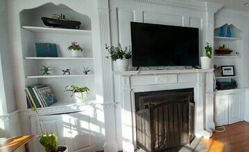 10 Pine Point Rd in Lynn, MA - Building Photo - Building Photo