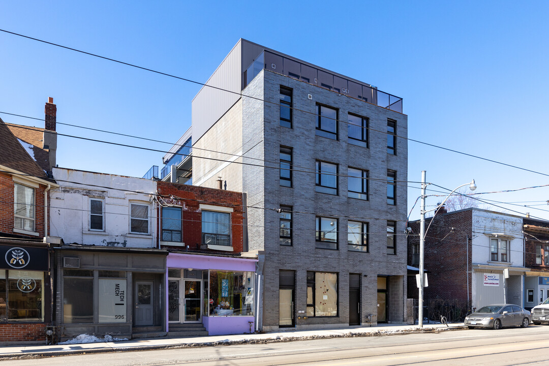 1002 Bathurst St in Toronto, ON - Building Photo