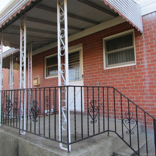 1330 Herald Ave in Elmont, NY - Building Photo - Building Photo