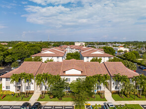 Legacy at Hollywood in Hollywood, FL - Building Photo - Building Photo