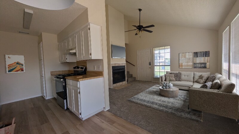 110 Peachtree Ct in Kennedale, TX - Building Photo