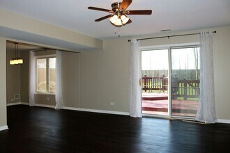 223 Carlisle Ave in Westmont, IL - Building Photo - Building Photo