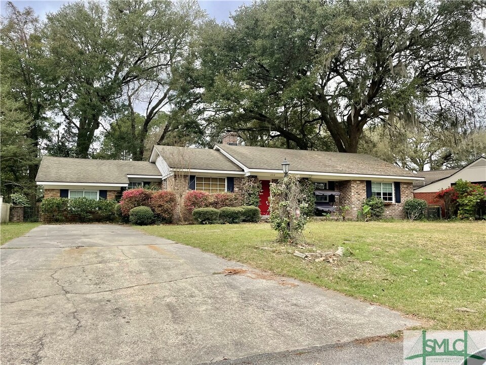 1312 Brightwood Dr in Savannah, GA - Foto de edificio