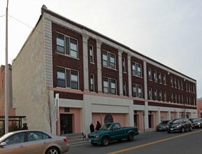 Capitol Plaza Apartments in Ansonia, CT - Building Photo - Building Photo