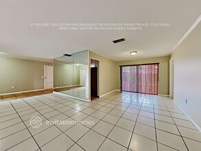 1041 NW 89th Terrace in Pembroke Pines, FL - Building Photo - Building Photo