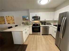 141 Edaville Ct in Warwick, RI - Building Photo - Building Photo