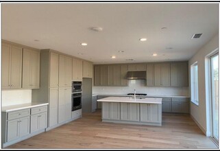2715 4th Ave in Marina, CA - Foto de edificio - Building Photo