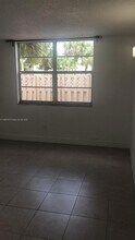 4174 NW 79th Ave in Doral, FL - Building Photo - Building Photo