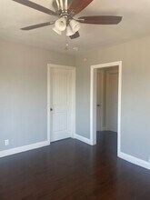 5610-5612 Hooper Ave. in Los Angeles, CA - Building Photo - Building Photo