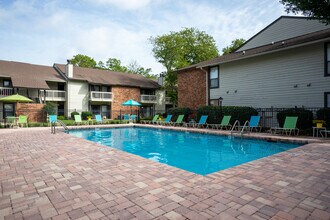 Tanglewood Luxury Apartments in Pensacola, FL - Foto de edificio - Building Photo