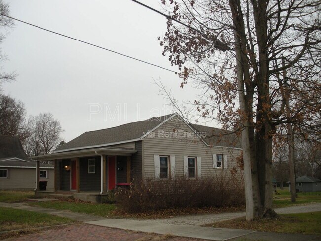 property at 504 S McDonald St