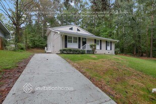 762 Plainville Way SW in Atlanta, GA - Building Photo