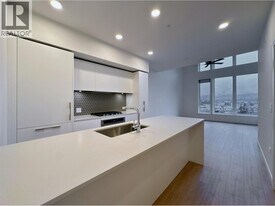 1504 SCOTT Rd, Unit 613 in Squamish, BC - Building Photo
