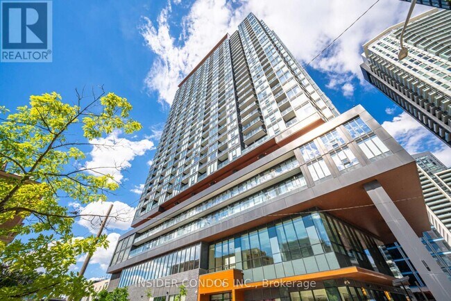 19-2119 Western Battery Rd in Toronto, ON - Building Photo - Building Photo
