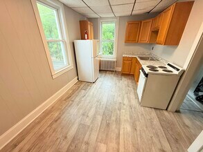 145 Spring Valley Rd-Unit -145-#2 - 1 bedroom in Reading, PA - Building Photo - Building Photo