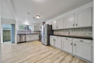 26 Green Field Pl in Spring, TX - Building Photo - Building Photo