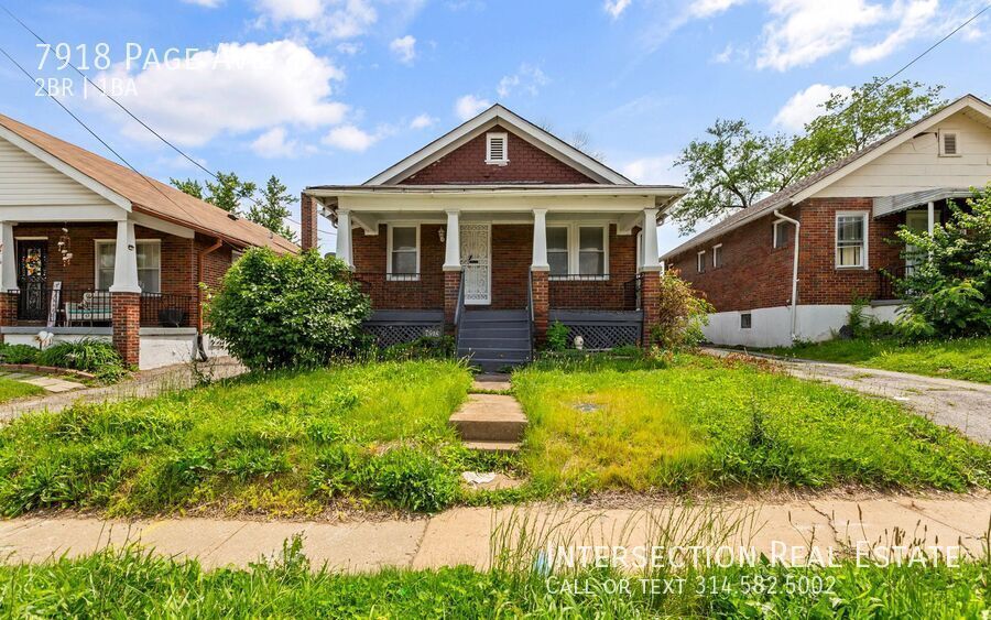 7918 Page Ave in St. Louis, MO - Foto de edificio