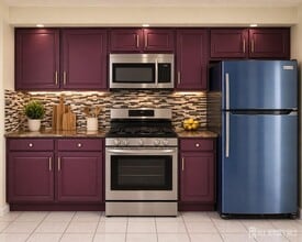 101 Hampshire Dr in Plainsboro, NJ - Building Photo - Building Photo