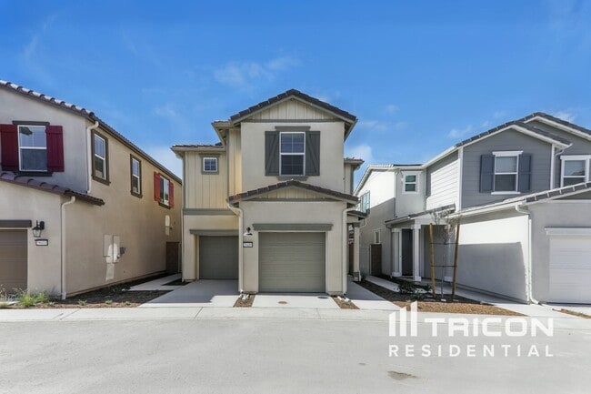 property at 29405 Cumaru Ct