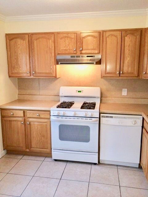 35 Higgins St, Unit 1