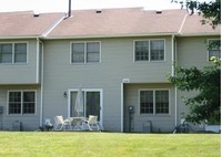 French Creek Townhouses in Rochester, NY - Building Photo - Building Photo