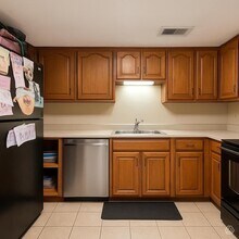 156 Quincy Shore Dr in Quincy, MA - Building Photo - Building Photo