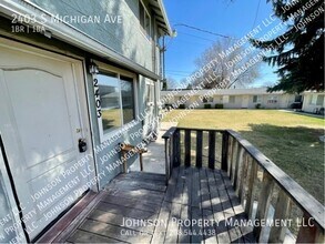 2403 S Michigan Ave in Caldwell, ID - Building Photo - Building Photo