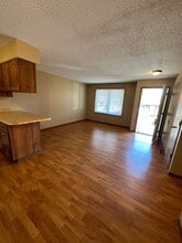 1064 S Lexington Ave in Springfield, MO - Building Photo - Building Photo