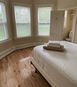 11 Burney St, Unit 1 in Boston, MA - Foto de edificio - Building Photo