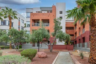 19 E Agate Ave in Las Vegas, NV - Building Photo