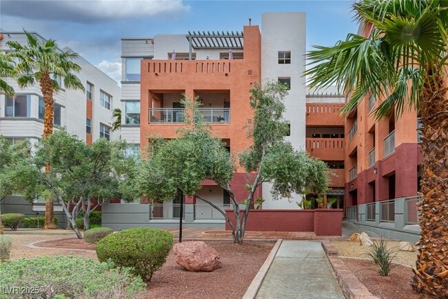 property at 19 E Agate Ave