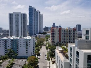 333 NE 24th St in Miami, FL - Foto de edificio - Building Photo